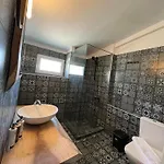 Eleni's كارباثوس